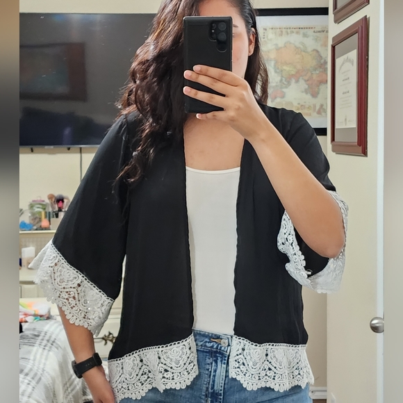 Black Cardigan with white lace border - Picture 2 of 7